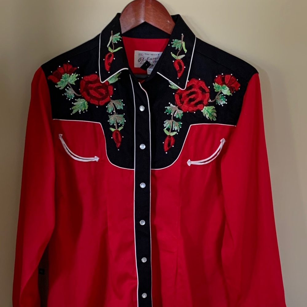 Rockmount Ranch Wear women’s top brand spaken new!